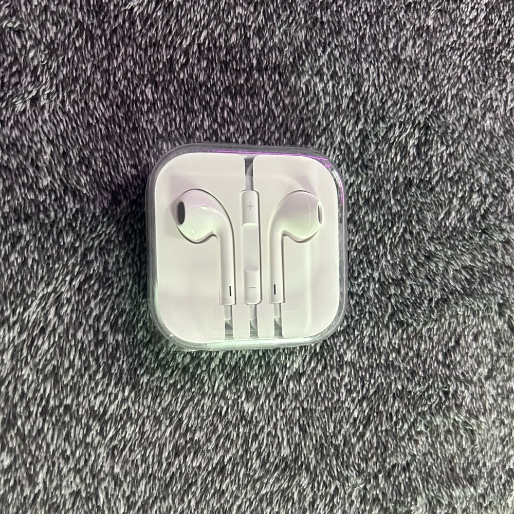 Apple Headphones